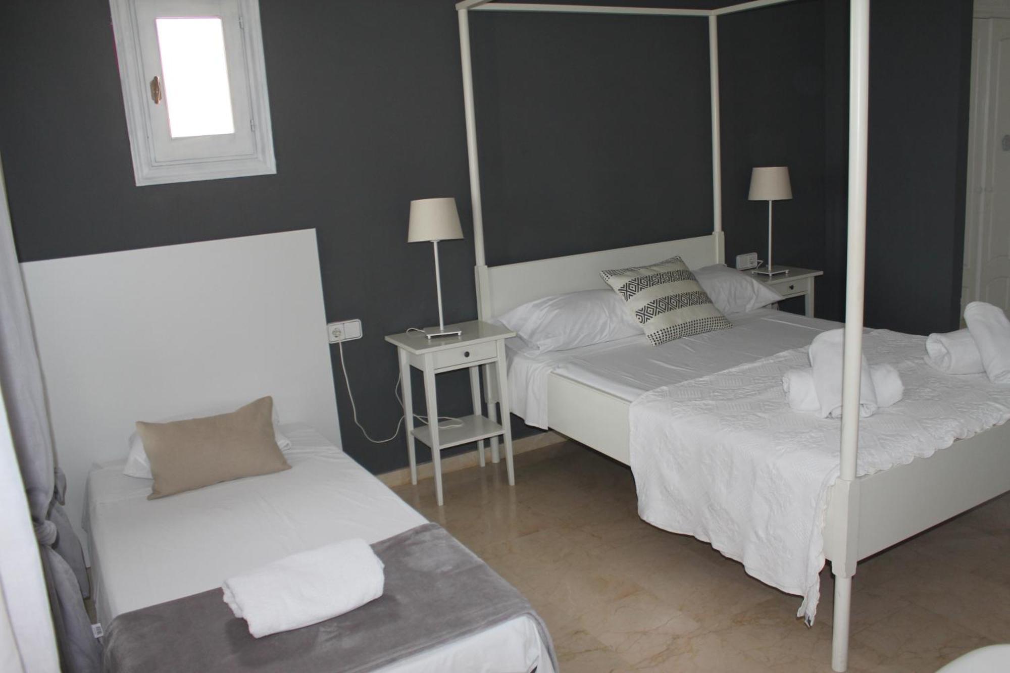Villa Sol Y Mar กาลา เด ฟีเนสตรัต ภายนอก รูปภาพ